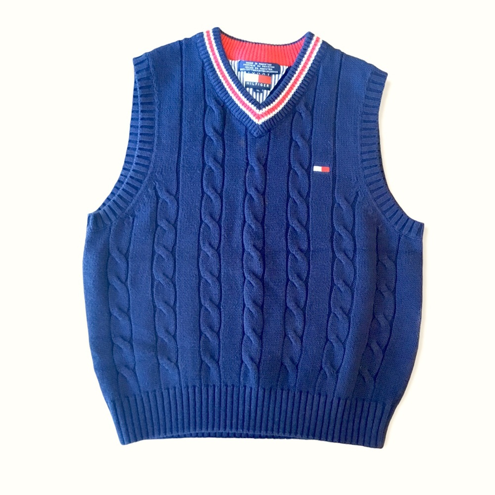 TH Sweater Vest